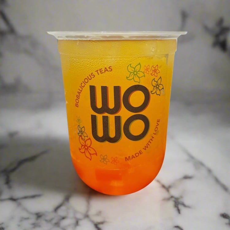 Peach green fruit bubble tea in Nottingham